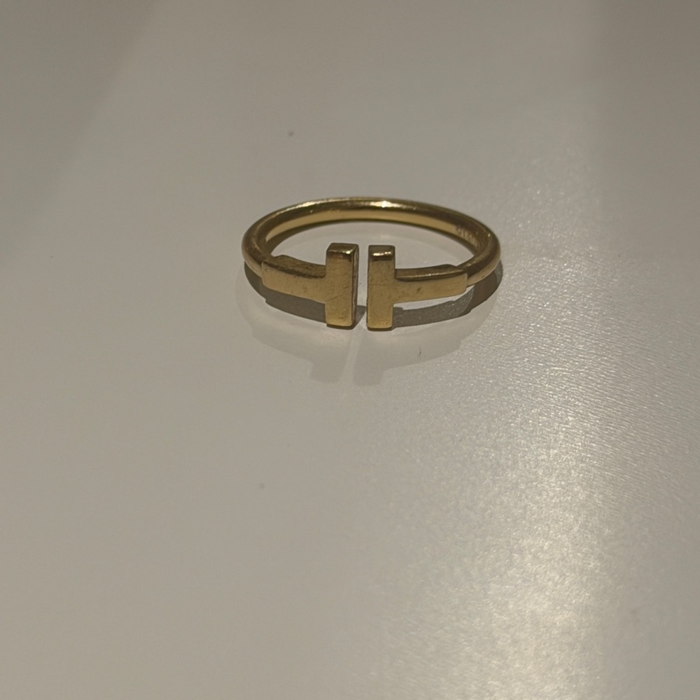 Tiffany and Co 18k Gold Women's Ring